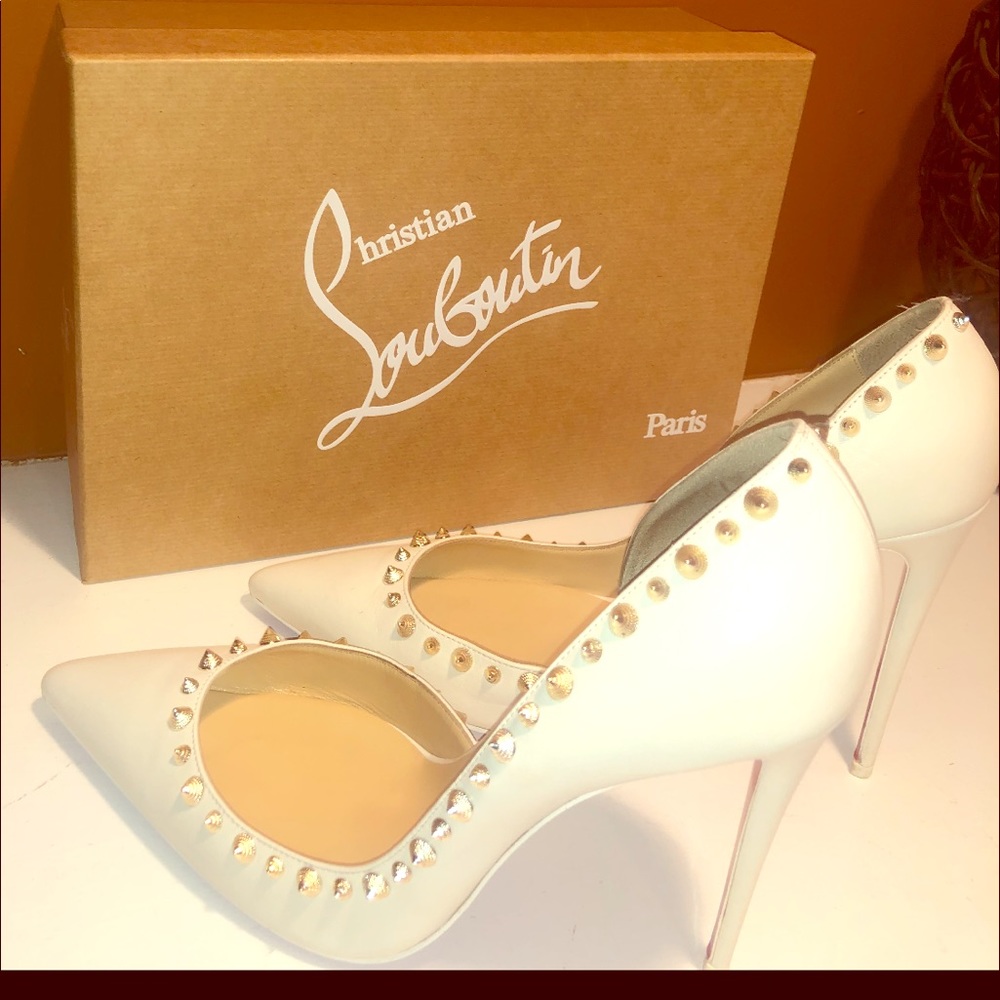 Christian Louboutin (Red Bottoms)